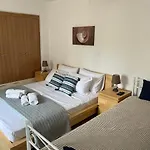 Nyaraló Aretousa In Naoussa, Paros Náusza
