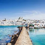 Aretousa In Naoussa, Paros *